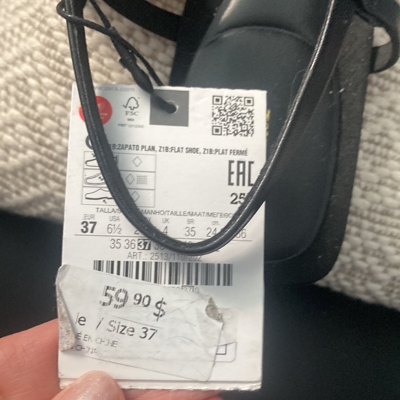 Zara Flats. - Picture 4 of 4